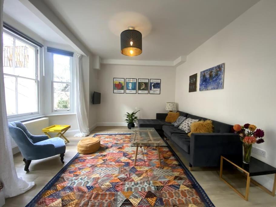 Spacious 2 Bedroom Apartment In Maida Vale Londra Dış mekan fotoğraf